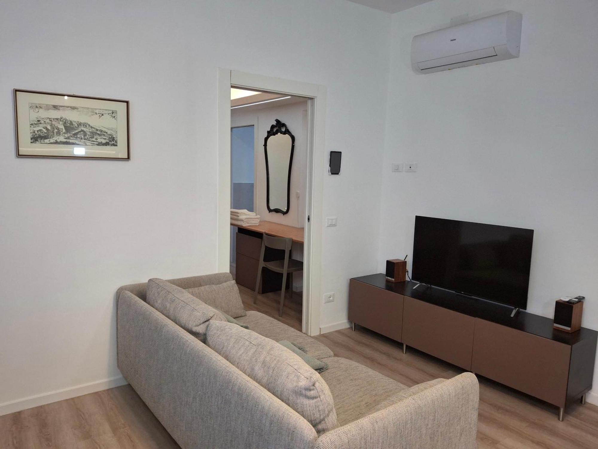 Fantoni Guest House Bergamo Buitenkant foto